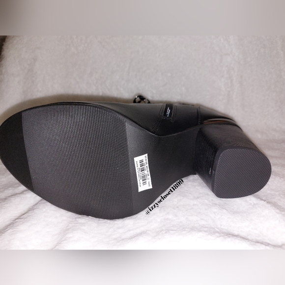 Torrid Chain Heel Bootie (WW) - Picture 6 of 12